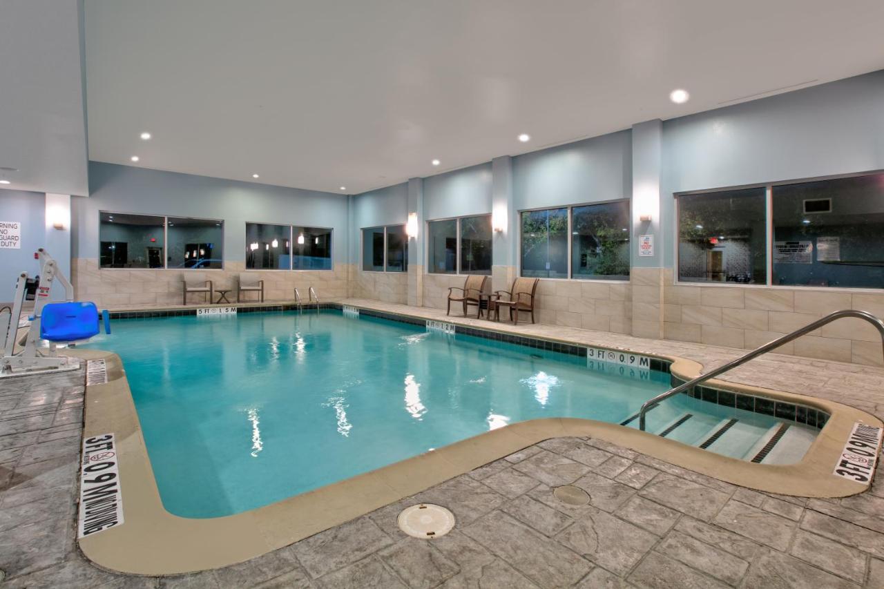 Holiday Inn Express & Suites North Dallas At Preston By Ihg Exteriér fotografie