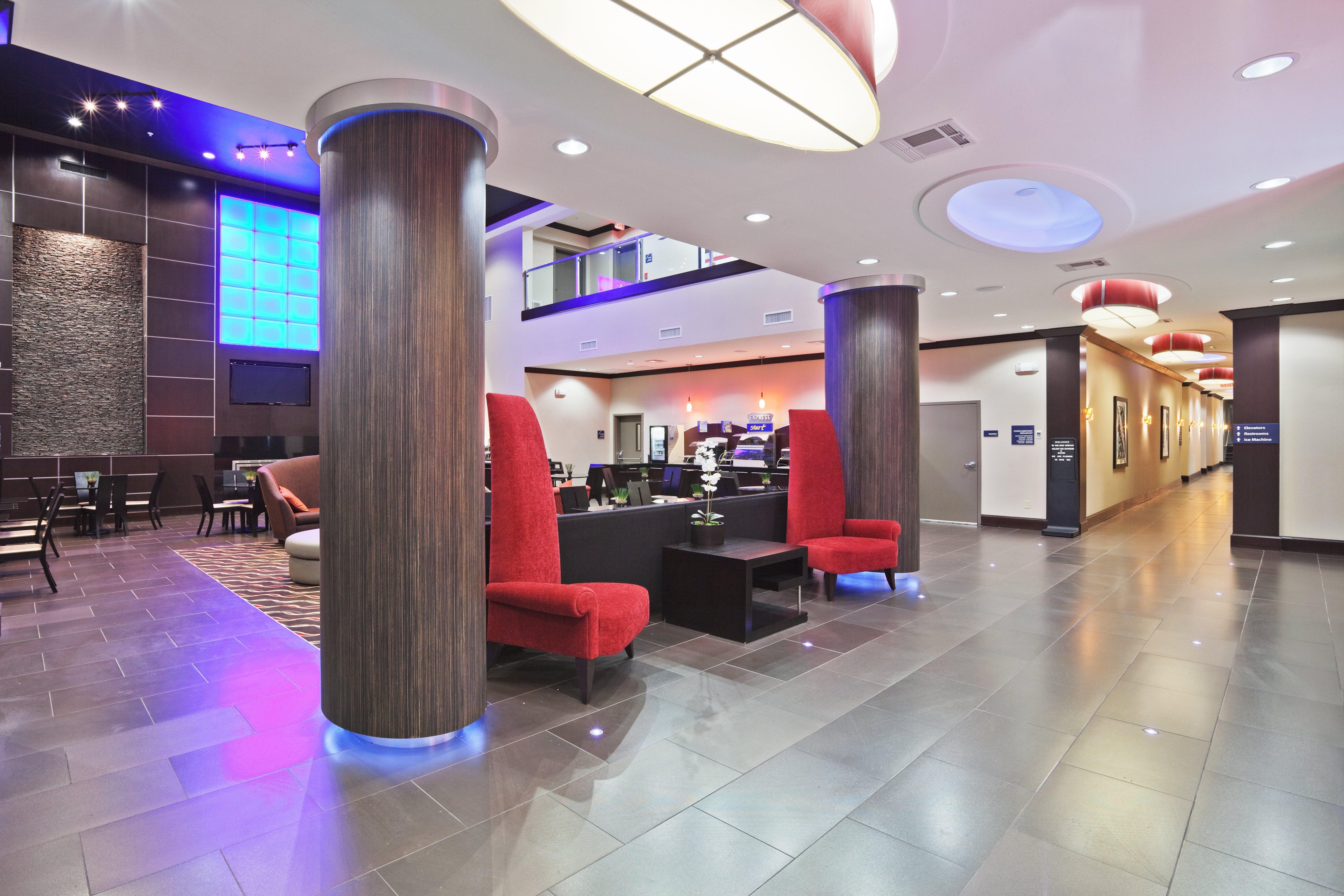 Holiday Inn Express & Suites North Dallas At Preston By Ihg Exteriér fotografie